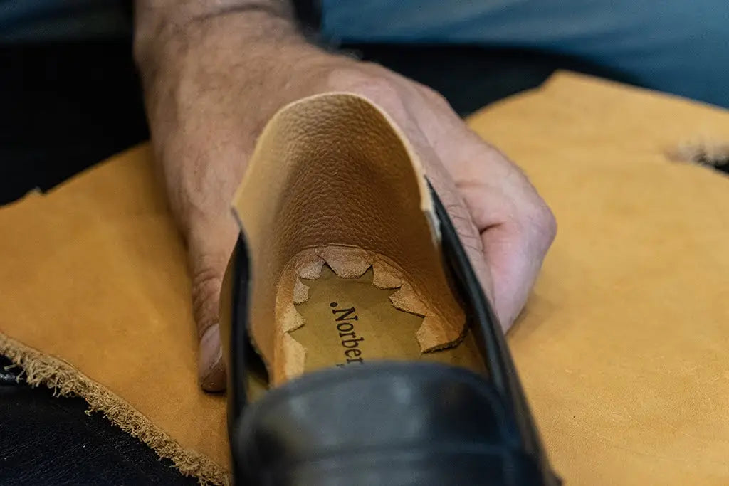 Les douleurs du talon liées au contrefort de la chaussure – Norbert Bottier