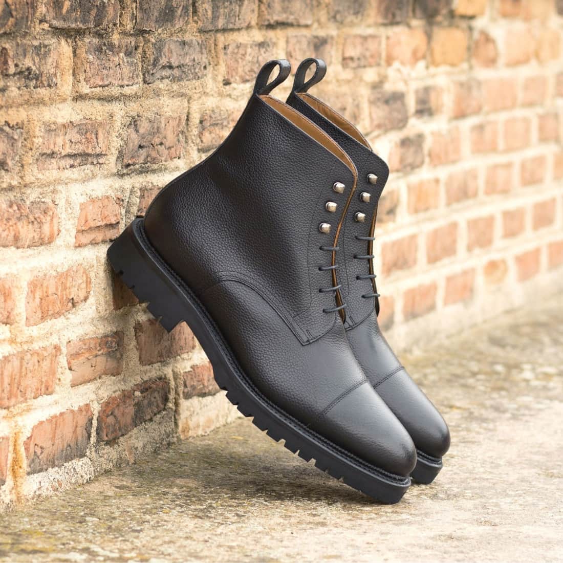 Bottines Bout Droit en cuir grainé noir - Semelles