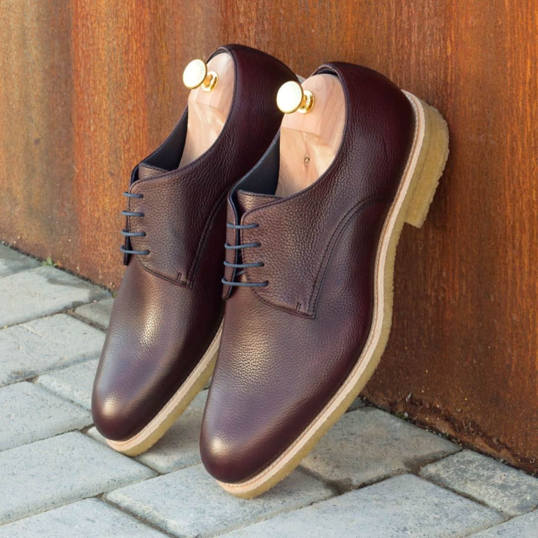 Derbie Blucher en cuir grainé bordeaux - Semelles Crêpe