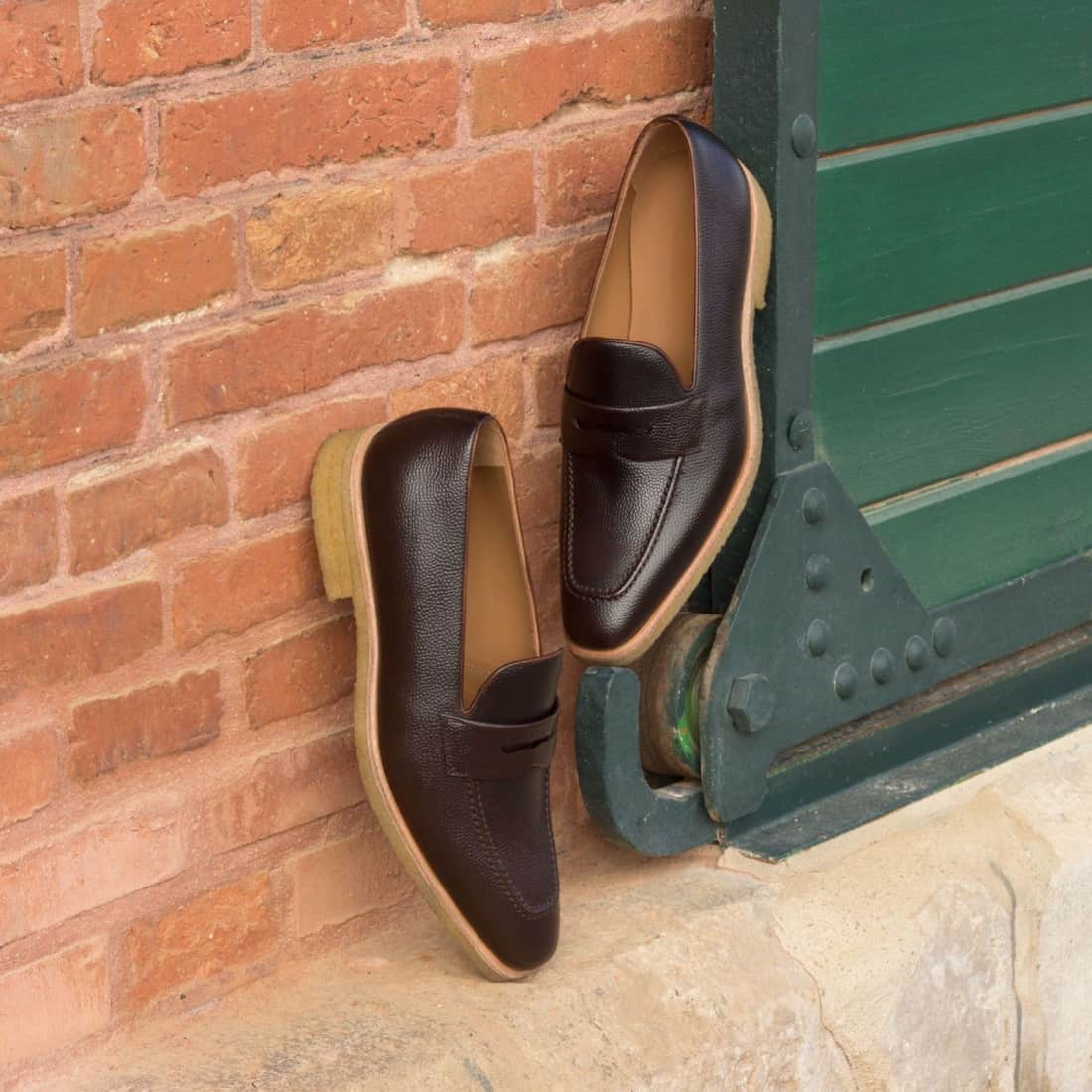 Mocassins Penny à bandeau en cuir grainé marron foncé