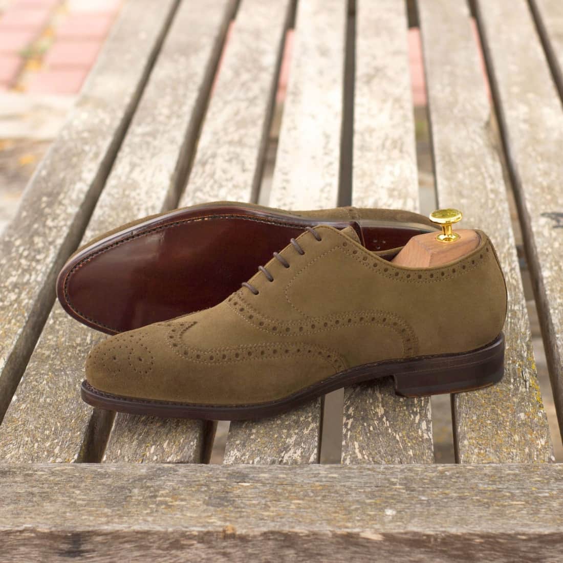 Richelieu fleuri en daim kaki - Chaussures