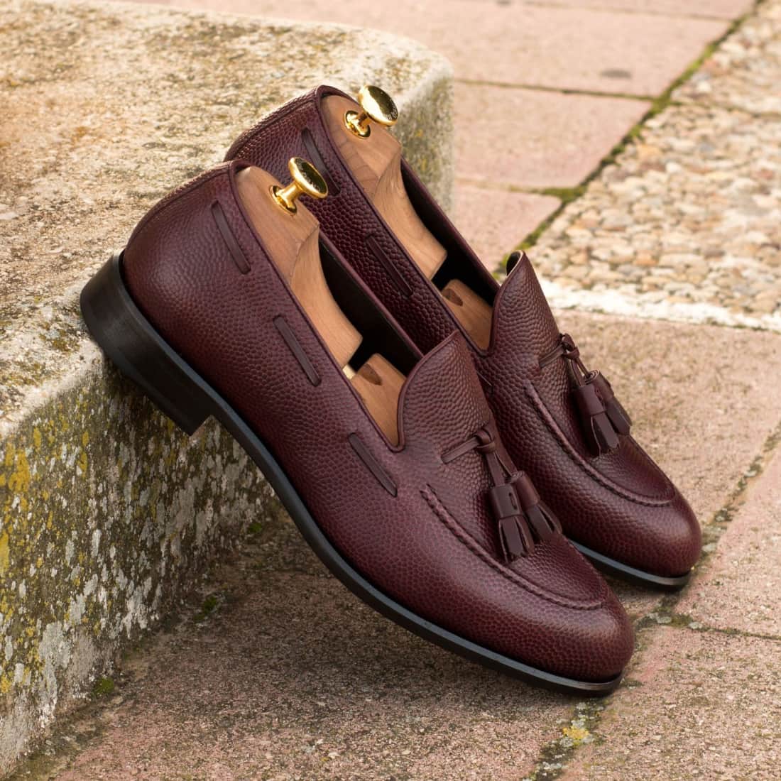 Mocassin à glands en cuir grainé bordeaux - Chaussures
