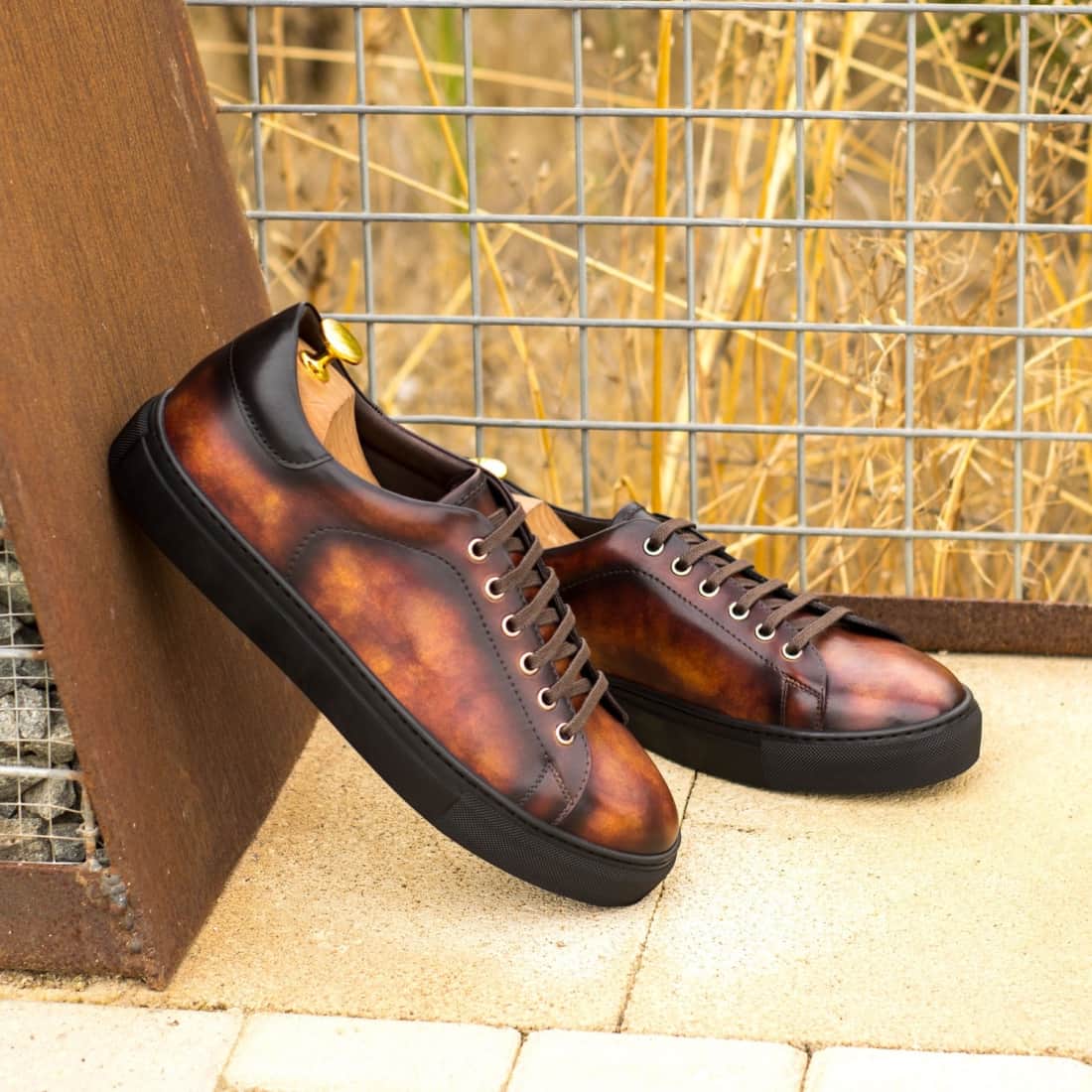 Sneakers Jersey en cuir patiné cognac - Semelles Noires – vue 5