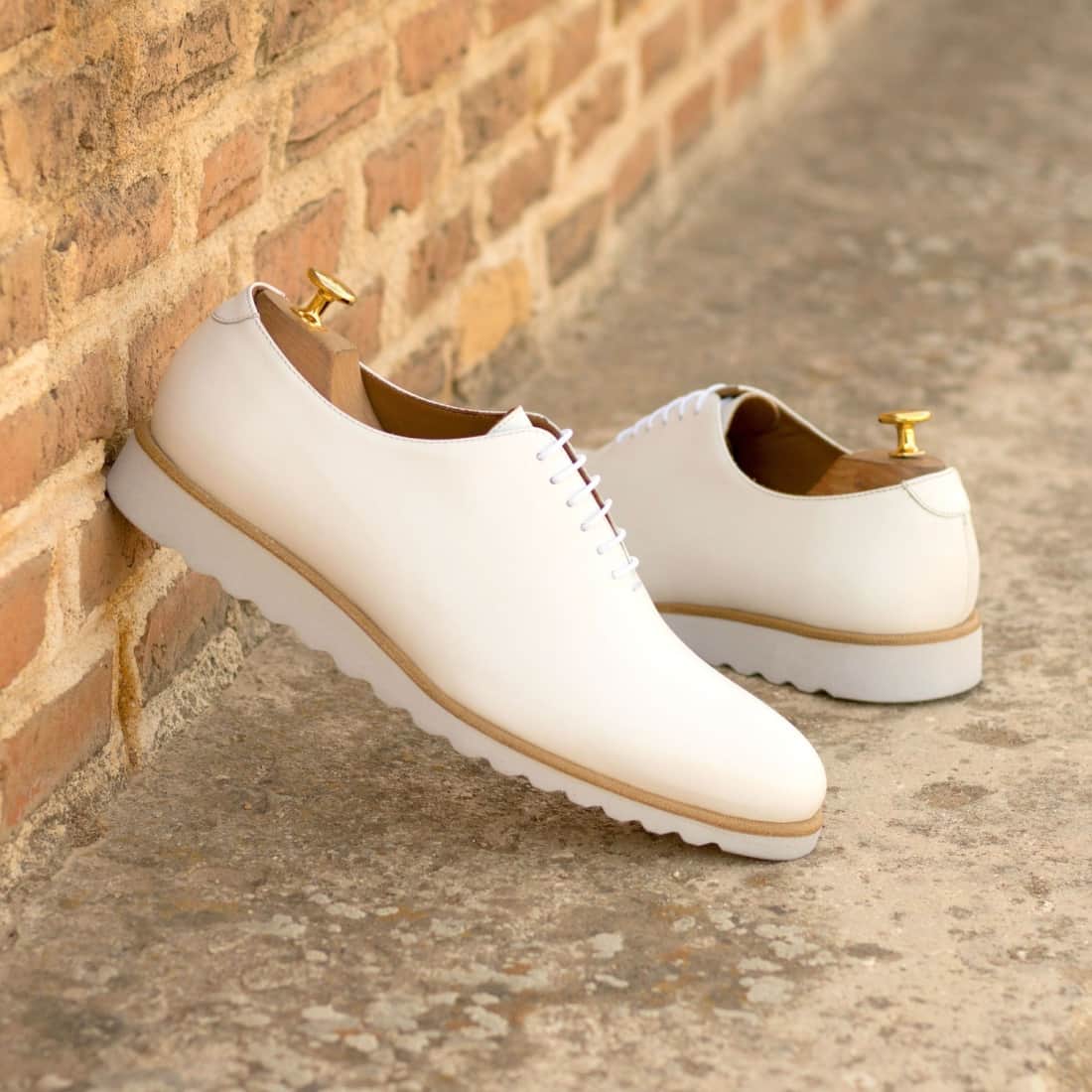 One Cut en cuir blanc - Semelles sport – vue 4