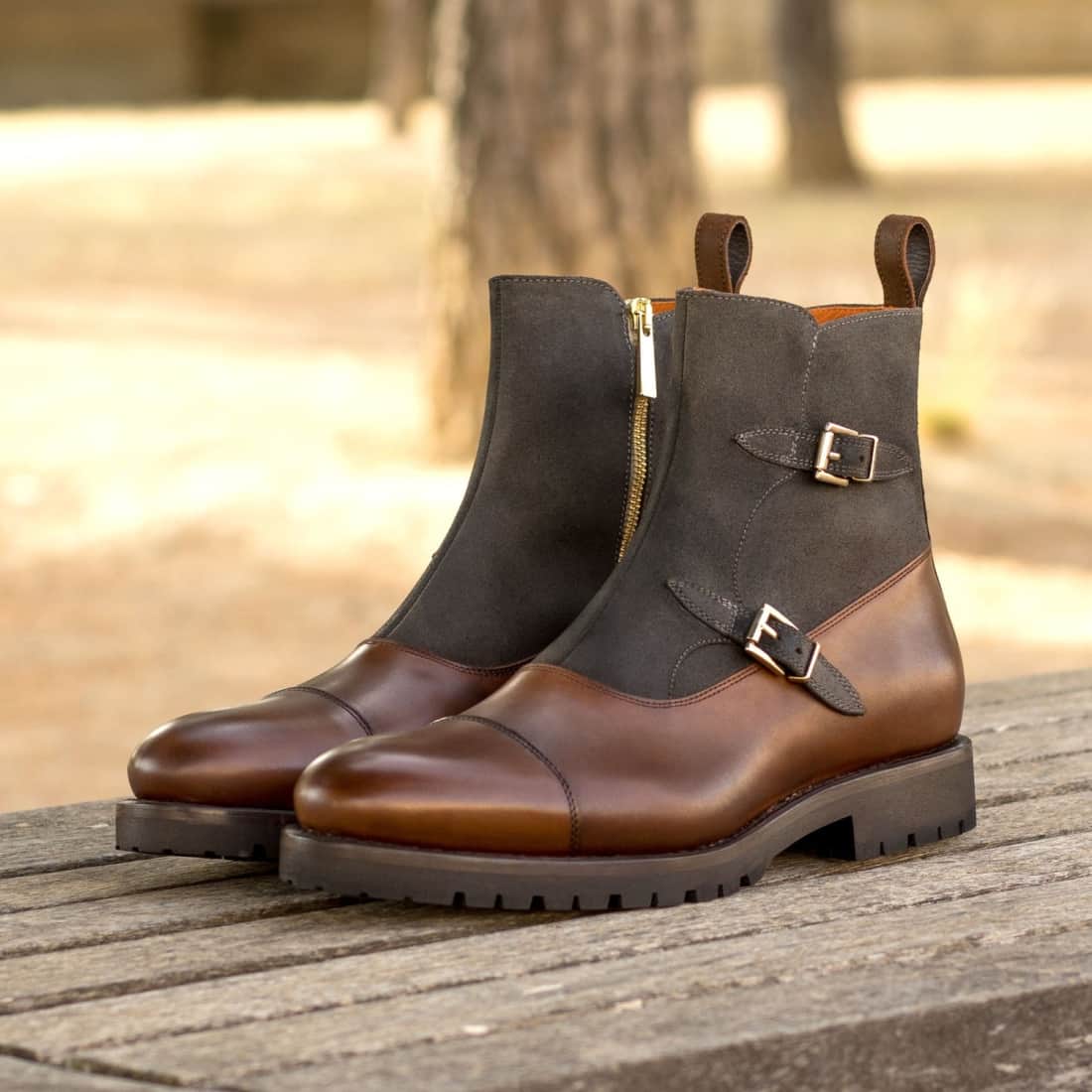 ASOS DESIGN - Bottines Chelsea Style Western En Imitation Daim Avec Talon Cubain Et Boucle Noir ASOS DESIGN - Bottines Chelsea Style Western En Imitation Daim Avec Talon Cubain Et Boucle Noir