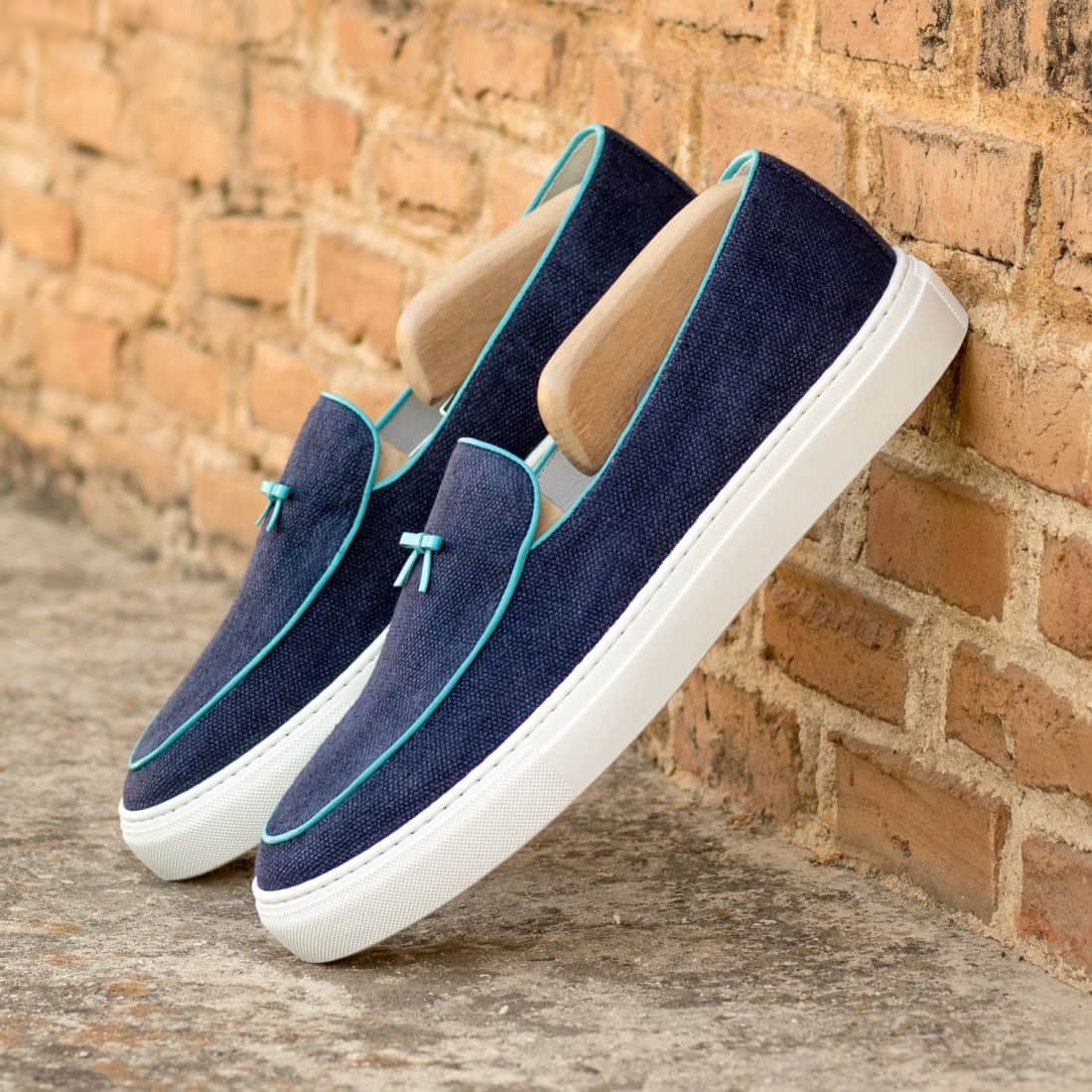 Sneaker Mocassin Belge en daim bleu marine – vue 4