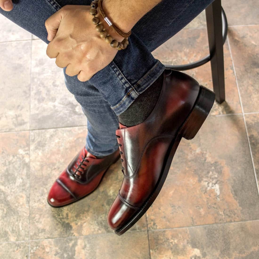 Richelieu bout droit en cuir patiné bordeaux - Chaussures