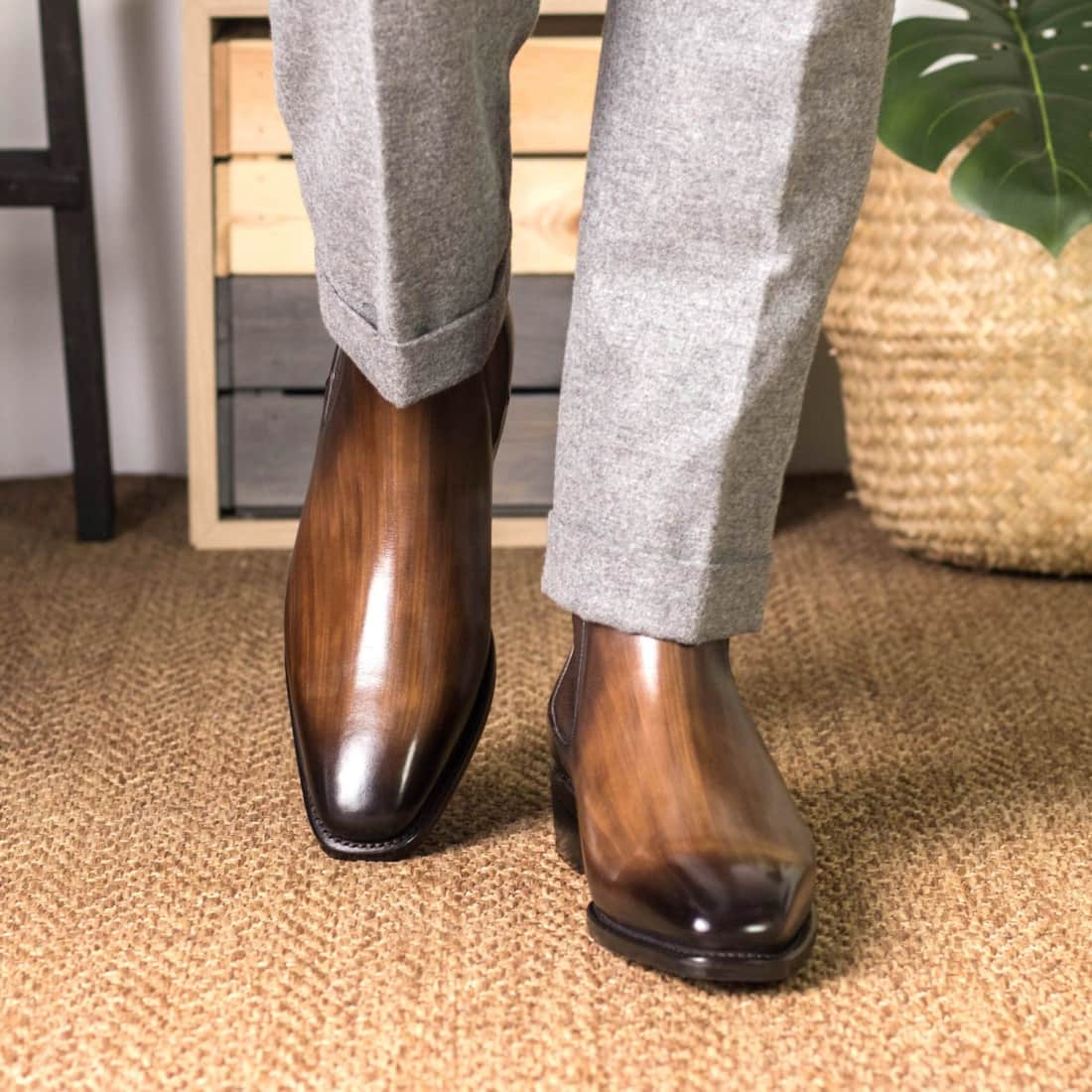 Cheslea Boots en cuir patiné marron – vue 5