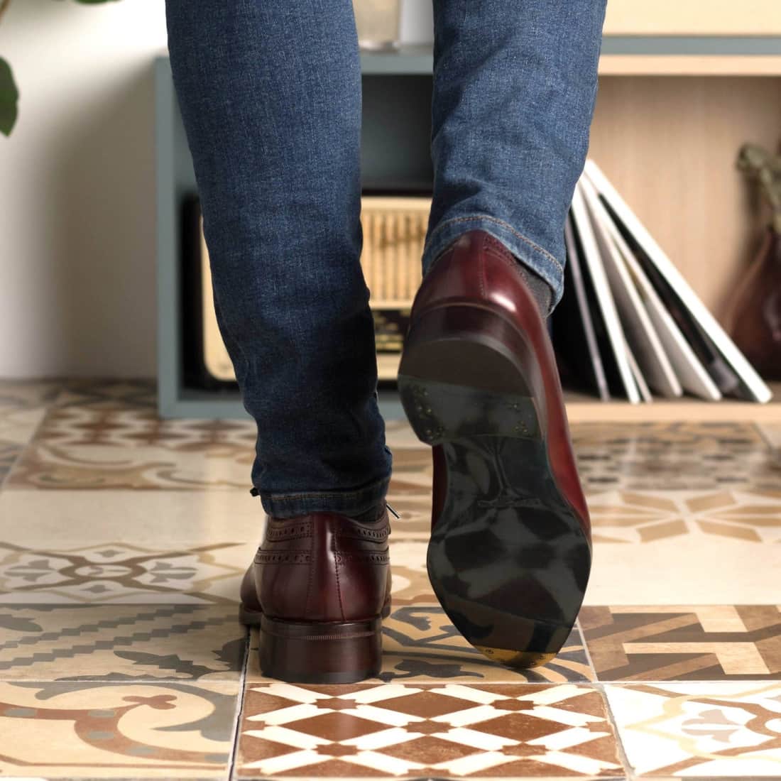 Derbie Brogue fleuri en cuir bordeaux - Chaussures