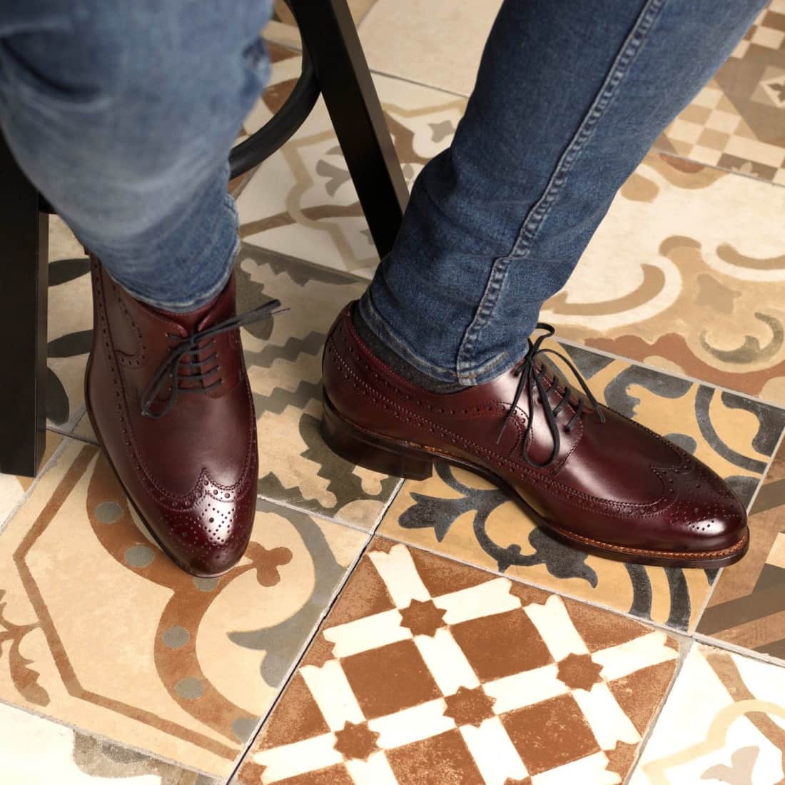 Derbie Brogue fleuri en cuir bordeaux - Chaussures