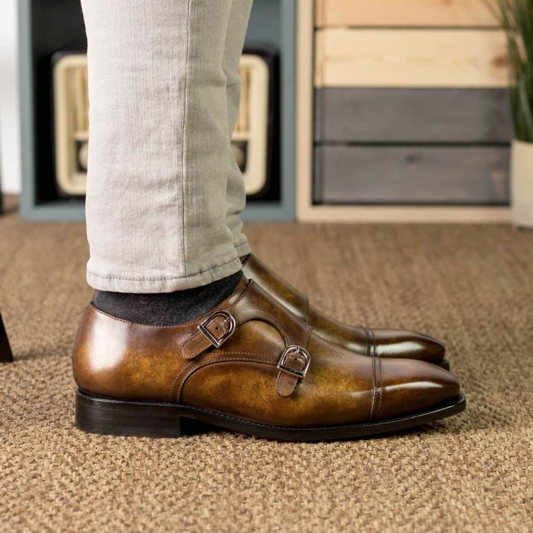 Chaussure double boucle en cuir patiné cognac - Chaussures