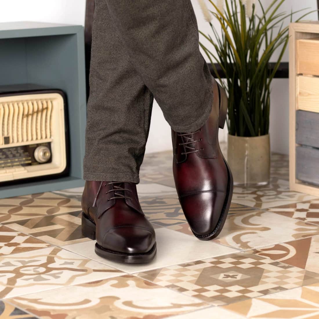Bottines Bout Droit en cuir bordeaux - Semelles Dainite®