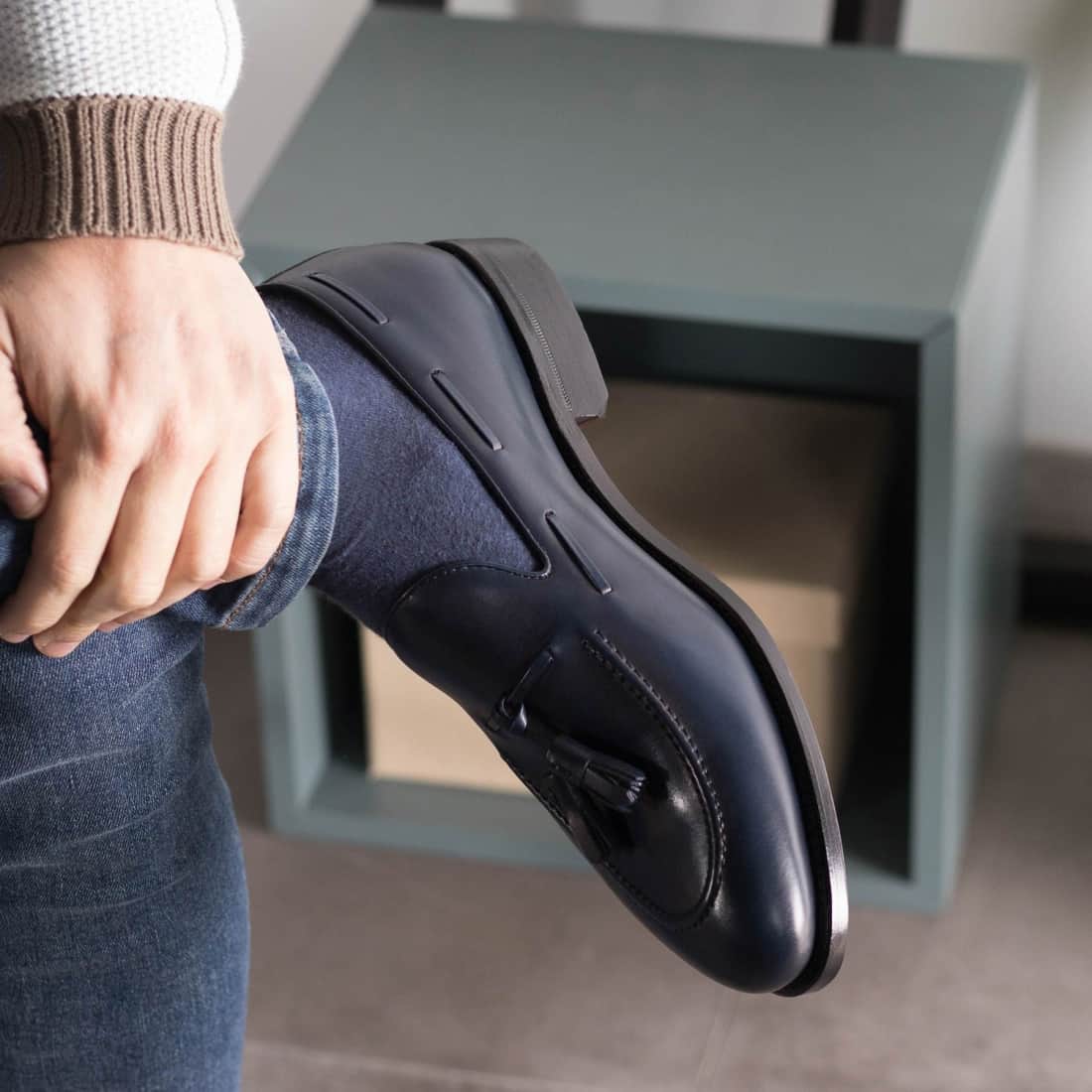 Mocassin à glands en cuir bleu marine – vue 5