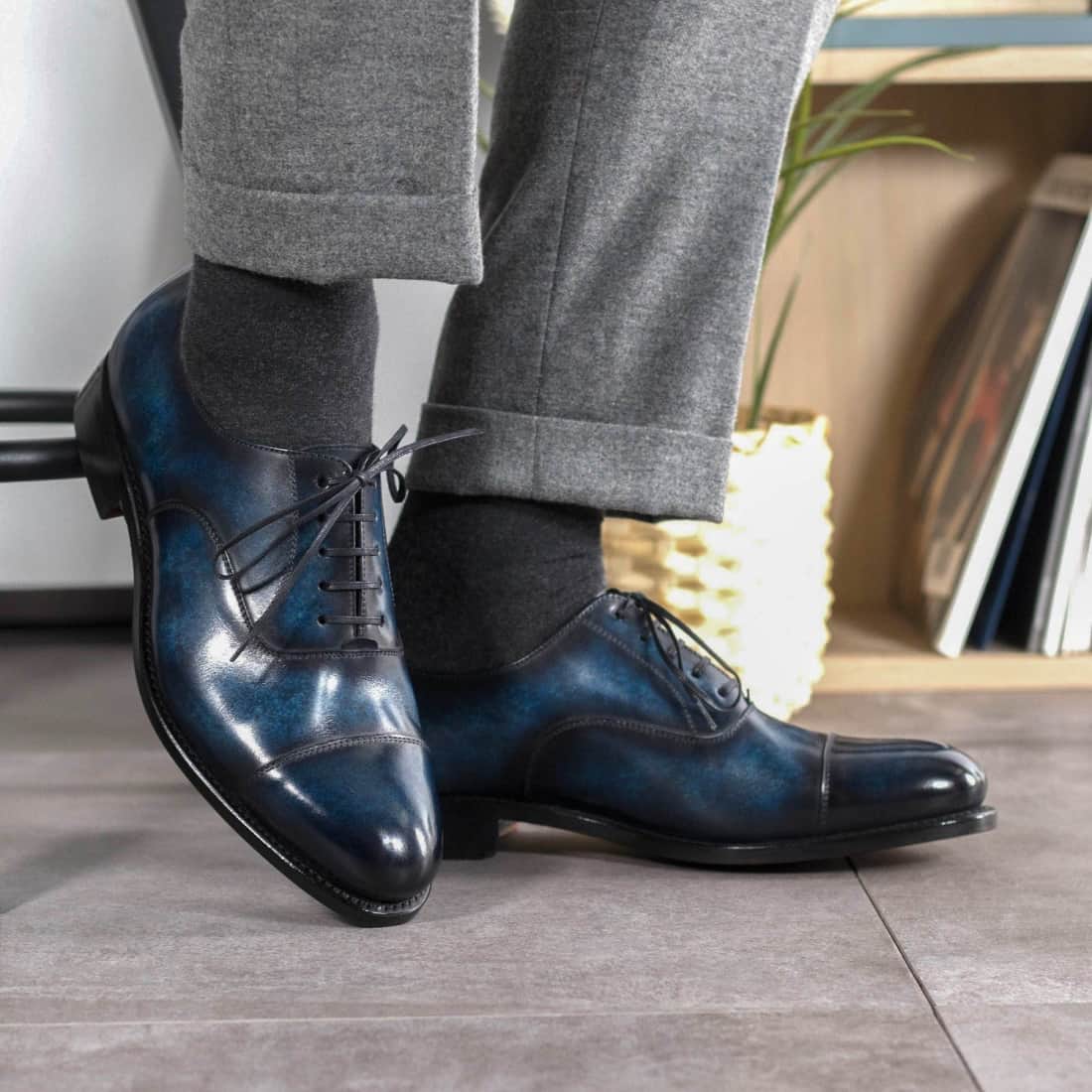 Richelieu bout droit en cuir patiné bleu - Chaussures