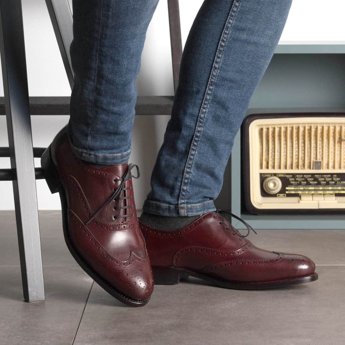 Richelieu fleuri en cuir bordeaux - Chaussures