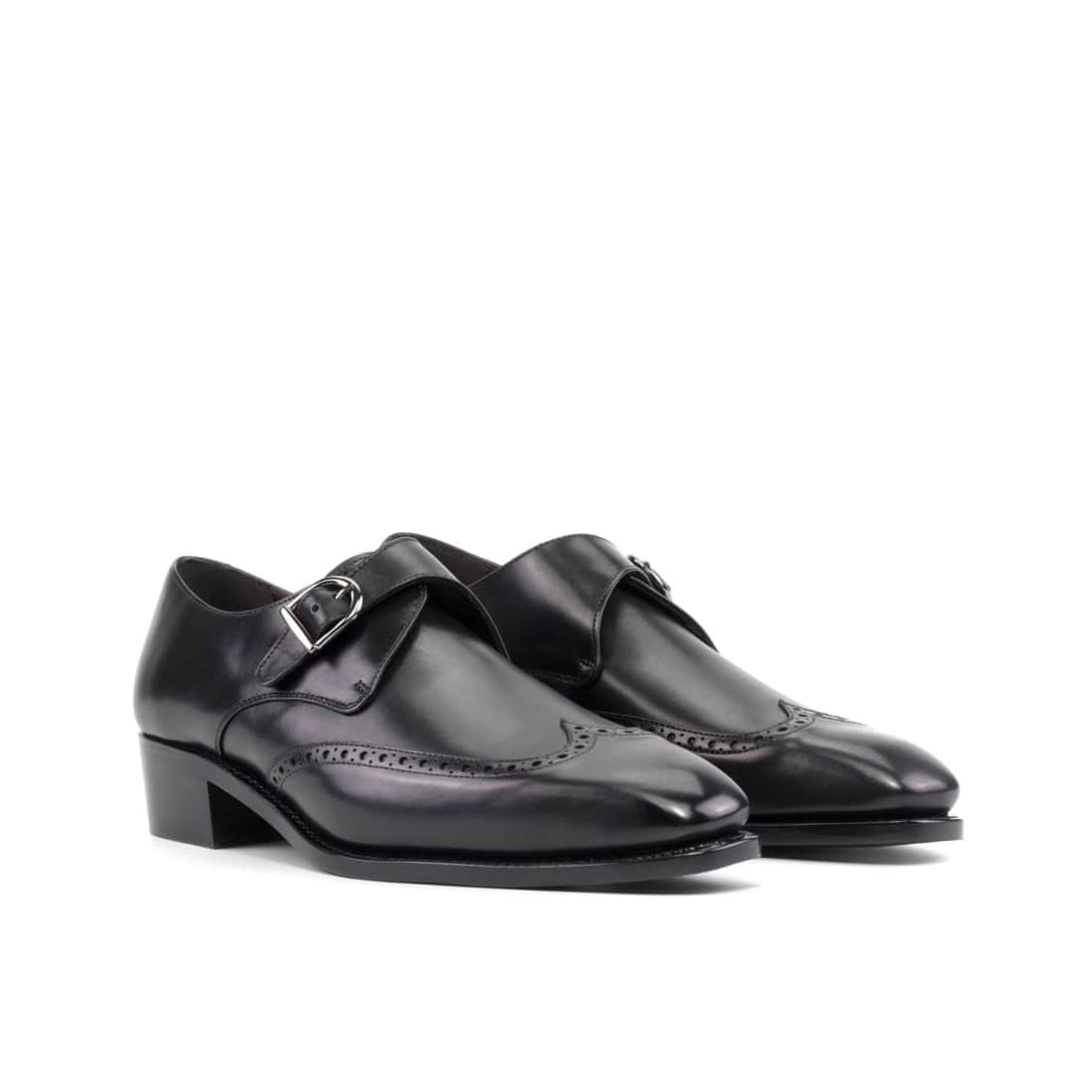 Chaussure à boucle bout fleuri en cuir noir