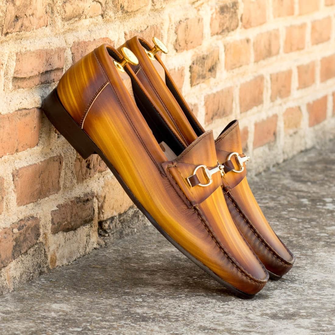 Mocassin à mors en cuir patiné cognac – vue 4