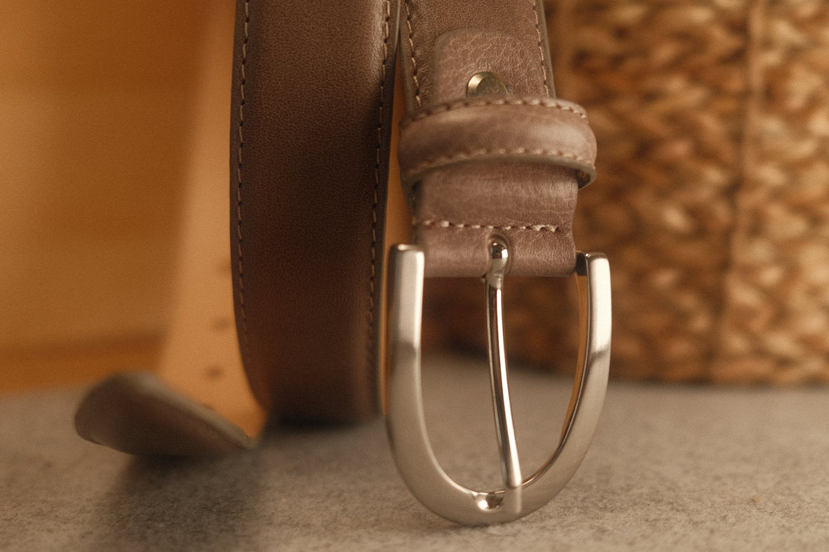 Ceinture cuir gris clair boucle ronde fine 30 mm – vue 3