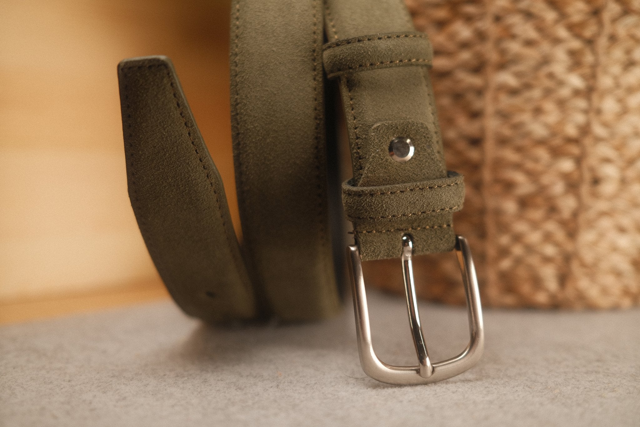Ceinture en daim kaki boucle ronde 35 mm