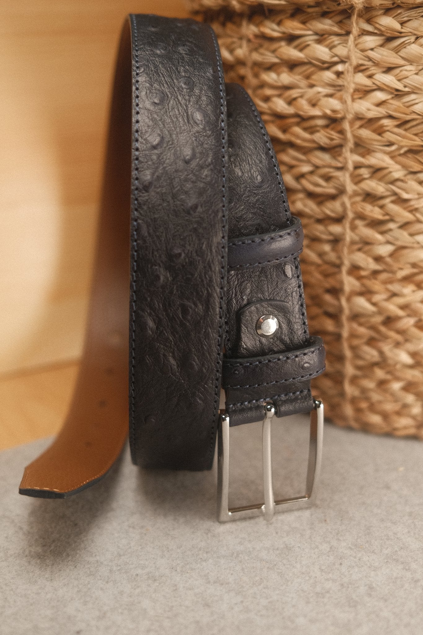 Ceinture en cuir bleu marine façon autruche 35 mm
