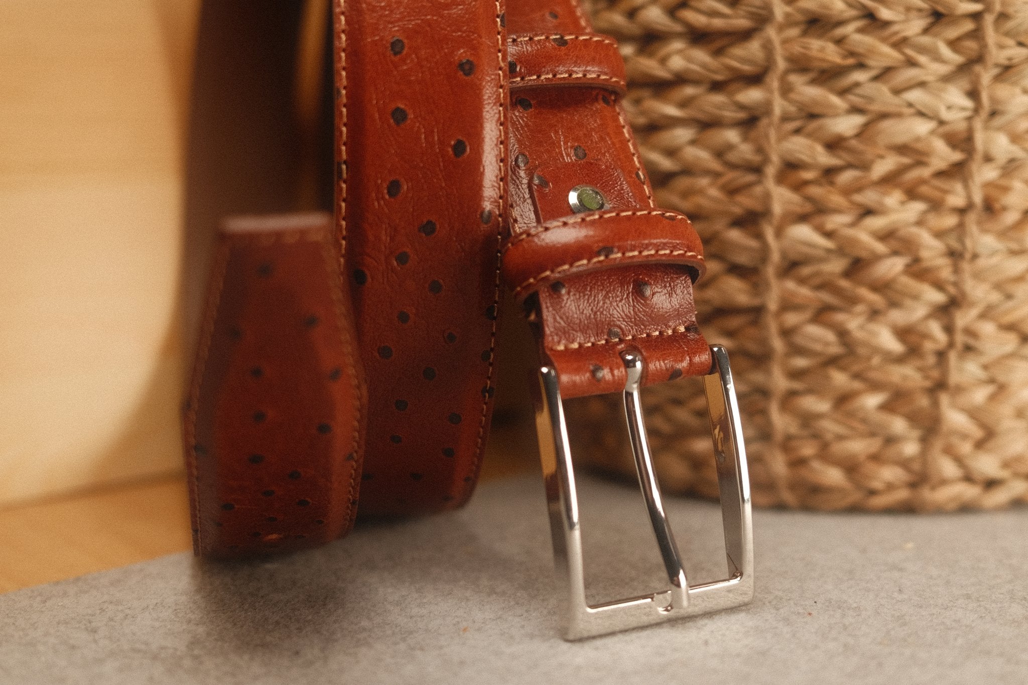 Ceinture en cuir cognac façon autruche 35 mm