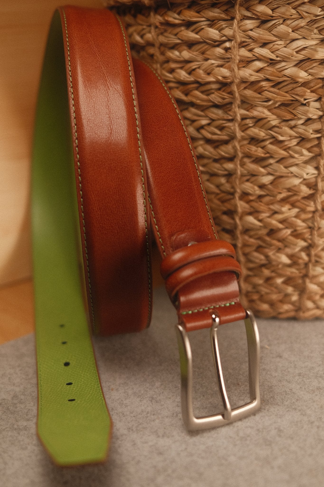 Ceinture en cuir marron clair – surpiqûre vert pistache, doublure verte, 35 mm Norbert Bottier Accessoires Norbert Bottier