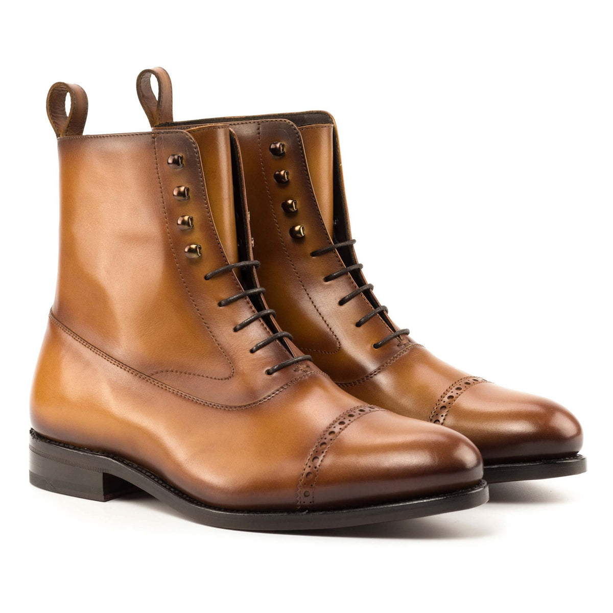 Bottines Balmoral en cuir cognac – vue 1
