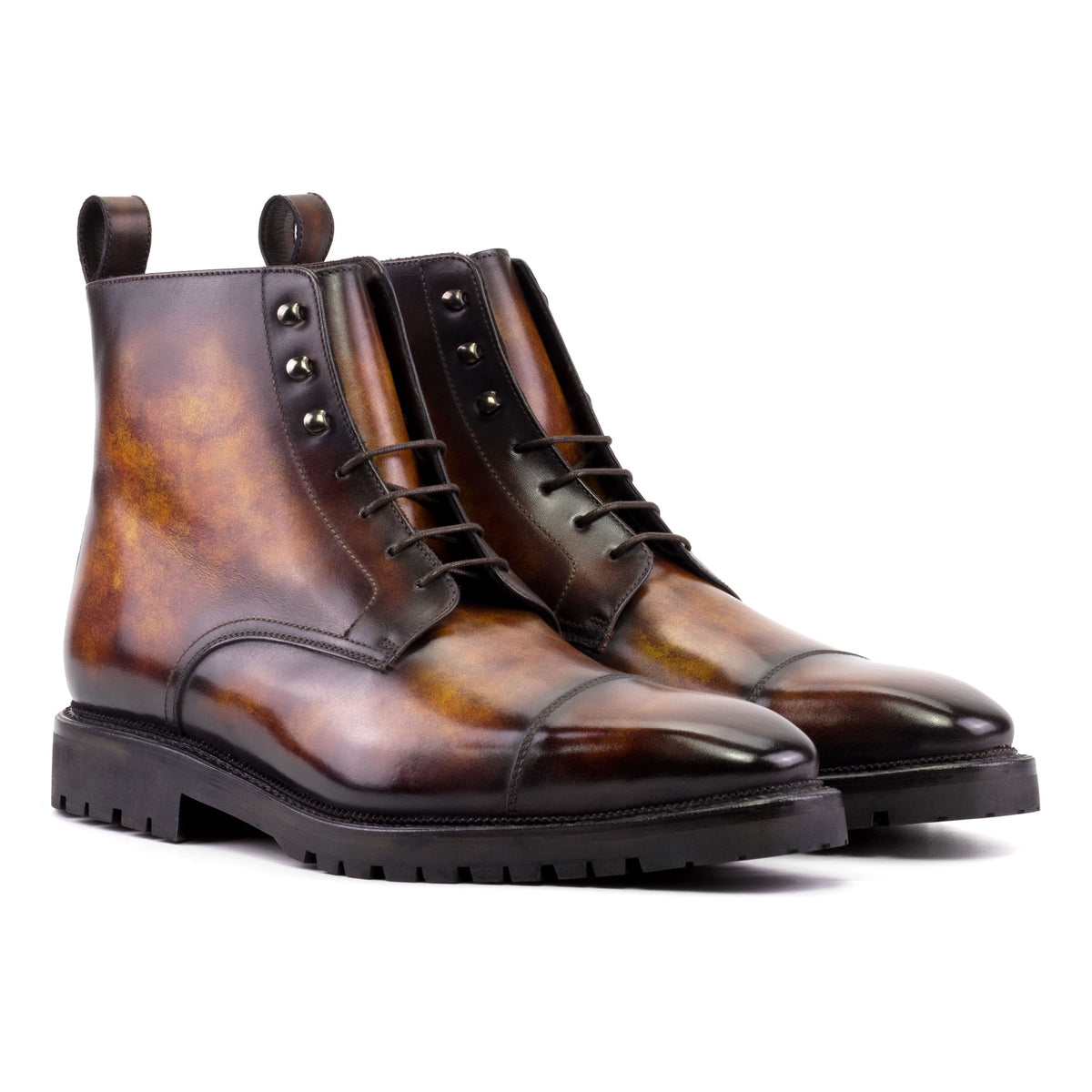 Bottines Bout Droit en cuir patiné marron - Semelles Commando – vue 1