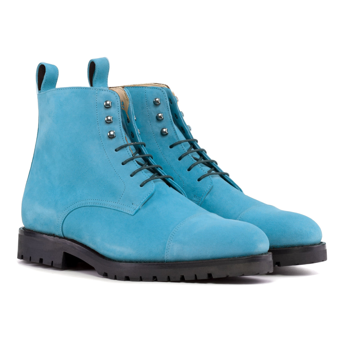 Bottines Bout Droit en daim de chevreau turquoise, vue de trois quarts avant