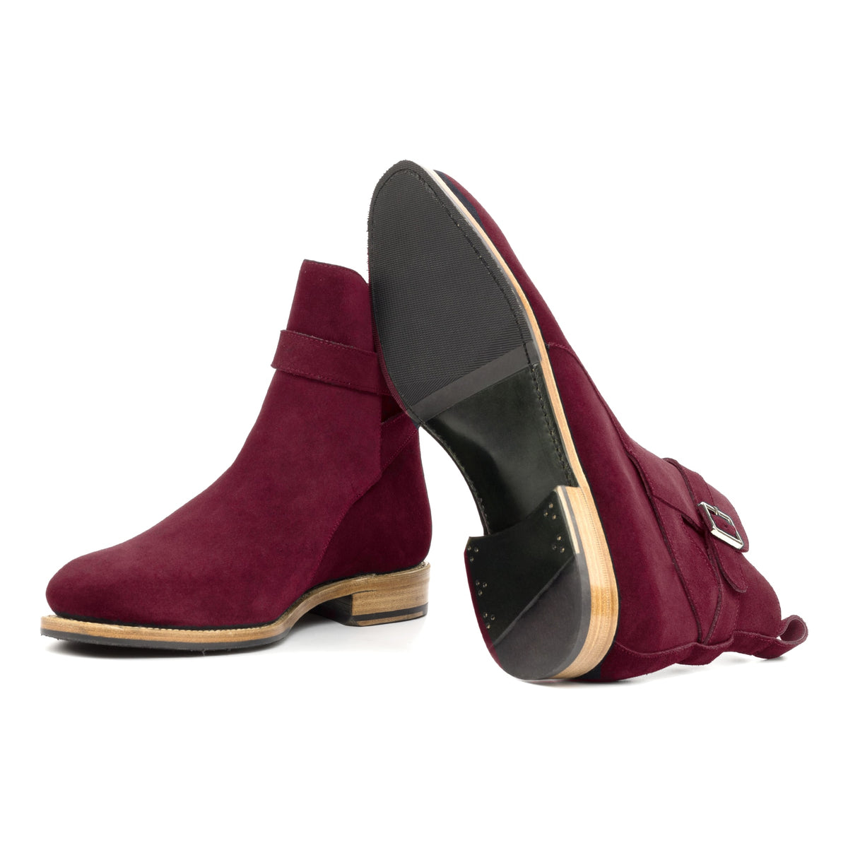Bottines Jodhpur en daim de chevreau bordeaux : une bottine couchée montre la semelle