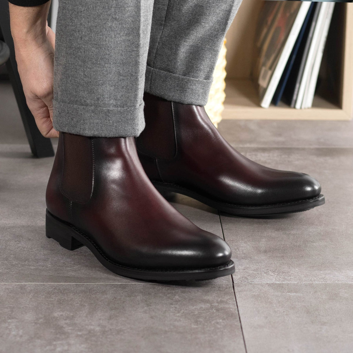 Chelsea Boots en cuir bordeaux - Semelles Commando – vue 5