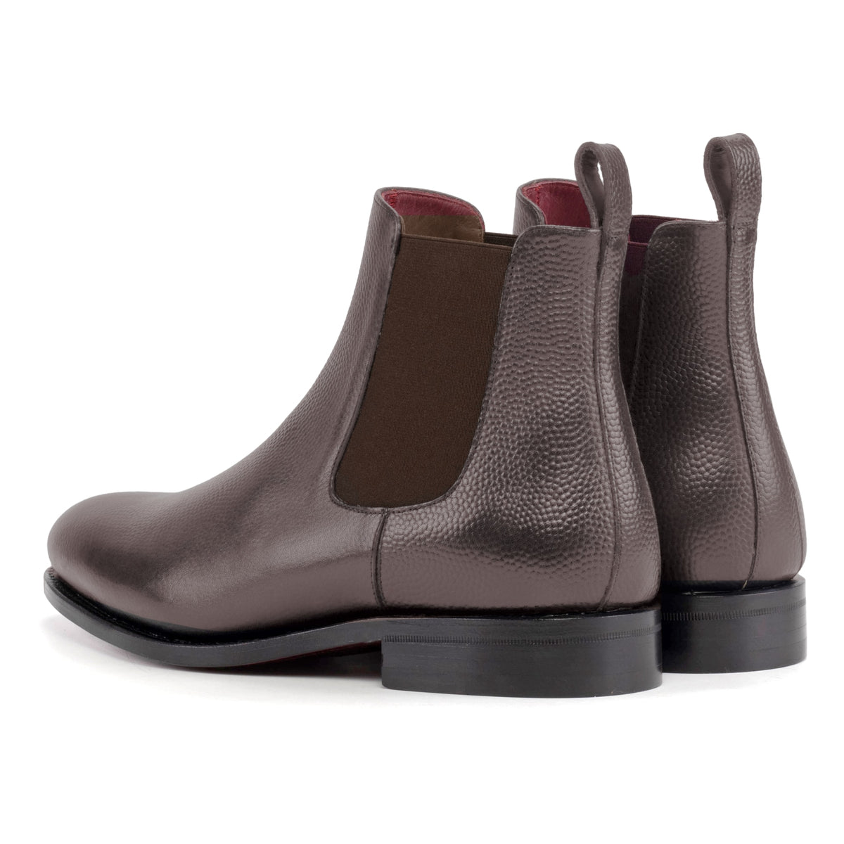 Chelsea Boots en cuir grainé marron foncé, la paire vue de trois quarts arrière