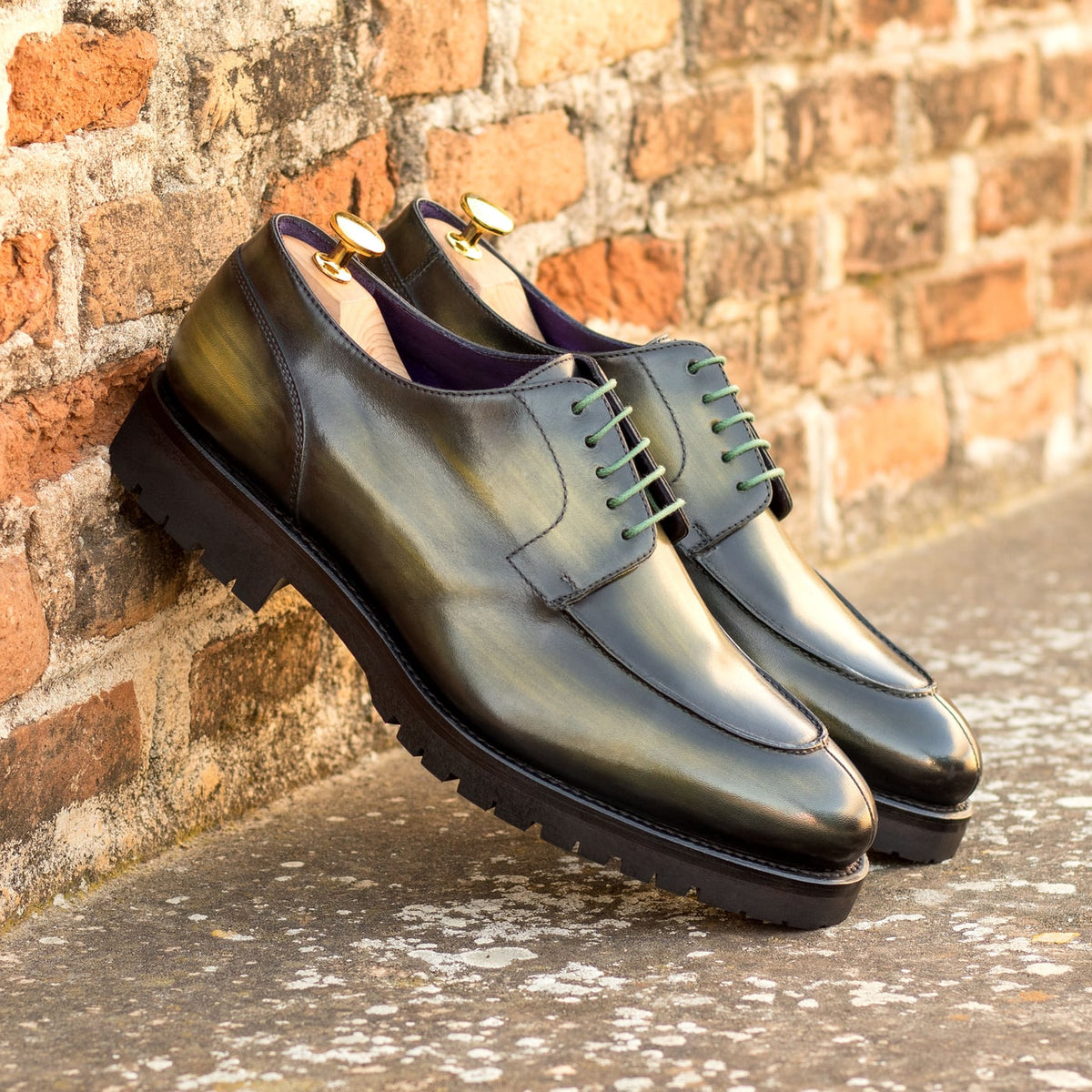 Derby Chasse en cuir patiné vert - Semelles Commando – vue 4