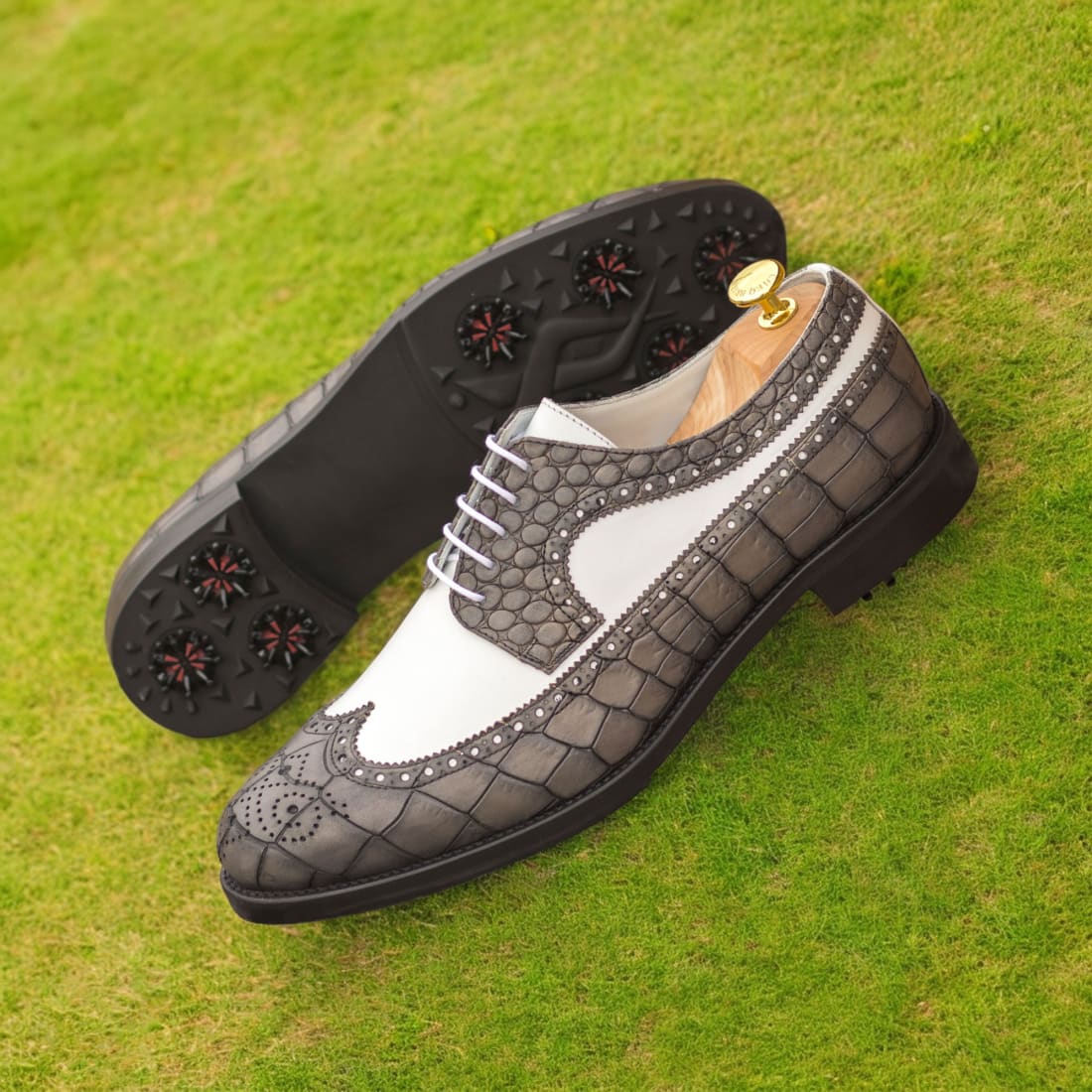 Derbies à lacets de golf en cuir blanc et croco - Chaussures