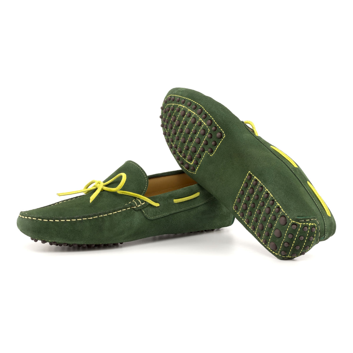Mocassin Driver en daim vert foncé avec lacet jaune – vue 2