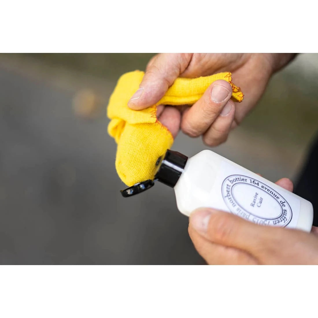 Lait nettoyant Ravive cuir - Norbert Bottier