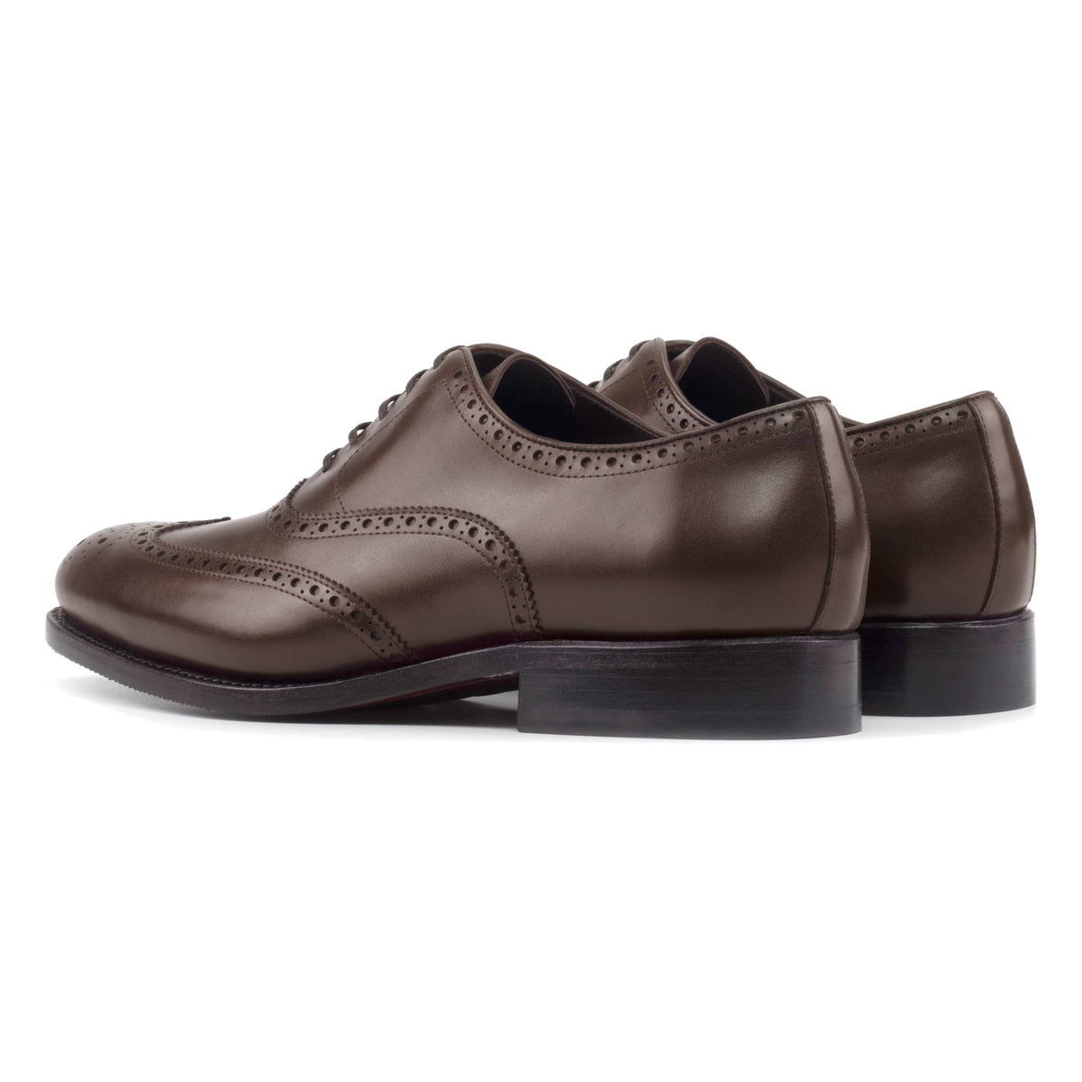 Richelieu fleuri en cuir marron moyen, la paire vue de trois quarts arrière