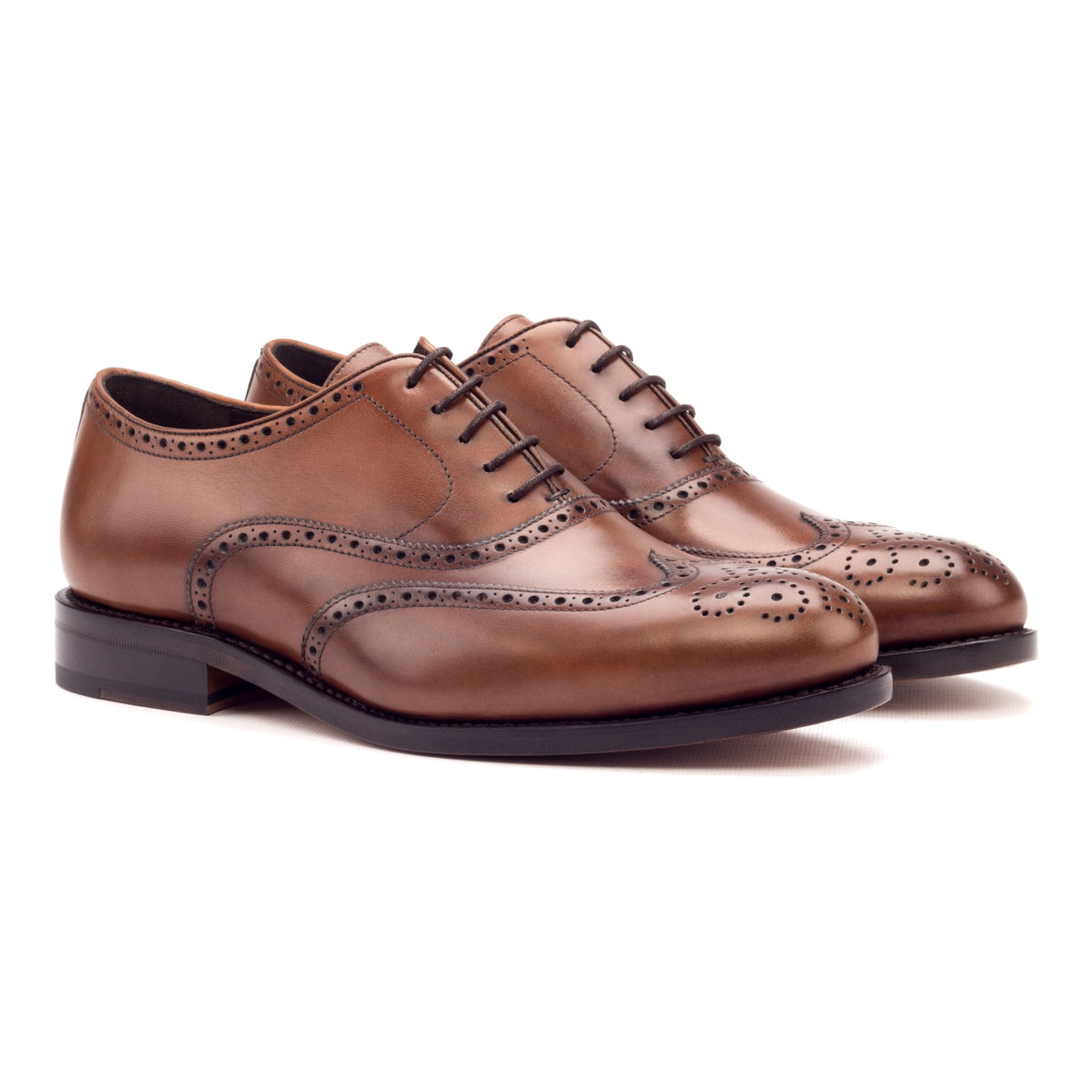 Richelieu fleuri en cuir teinté main marron moyen – vue 1