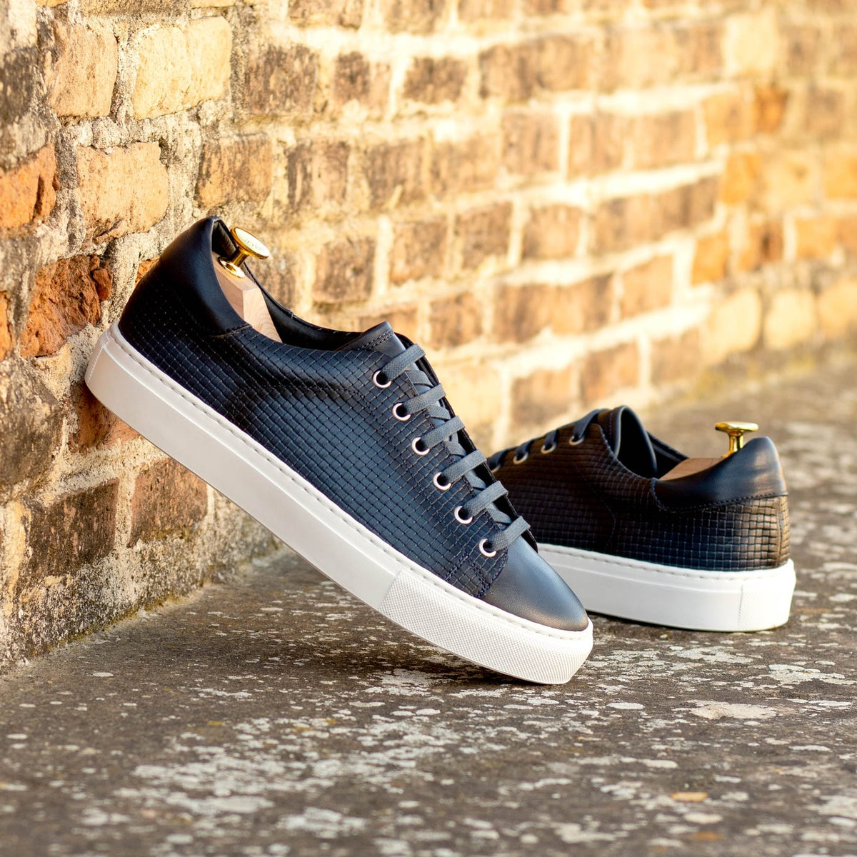 Sneakers Jersey en cuir tressé bleu marine - Semelles Blanches – vue 5