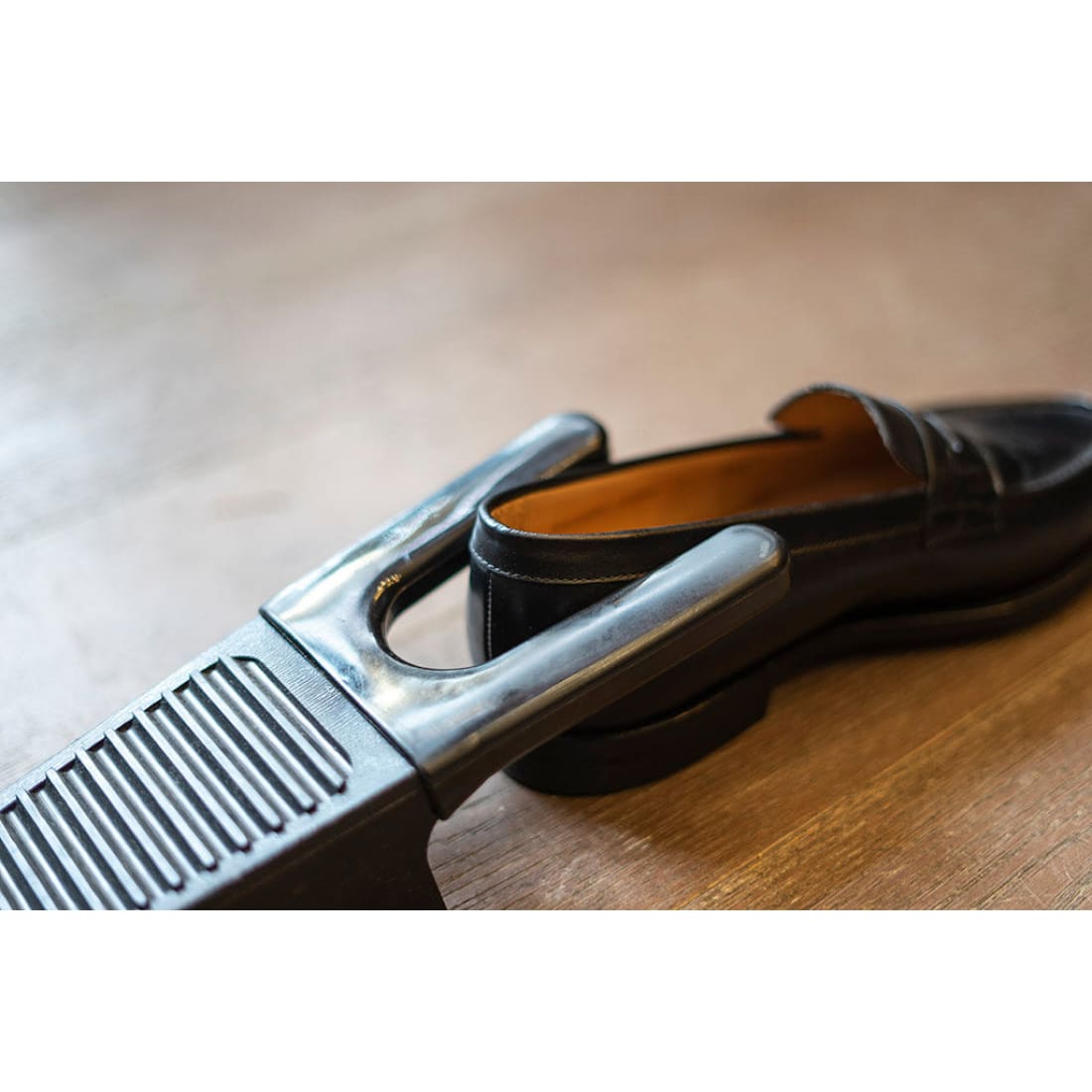 Tire-botte en plastique - Norbert Bottier